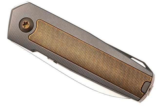 Afbeelding voor Ansø of Denmark ARN Flipper AD-ARN-BR-IN Stonewashed RWL34, Titanium, Brass Inlay, zakmes Jens Ansø design