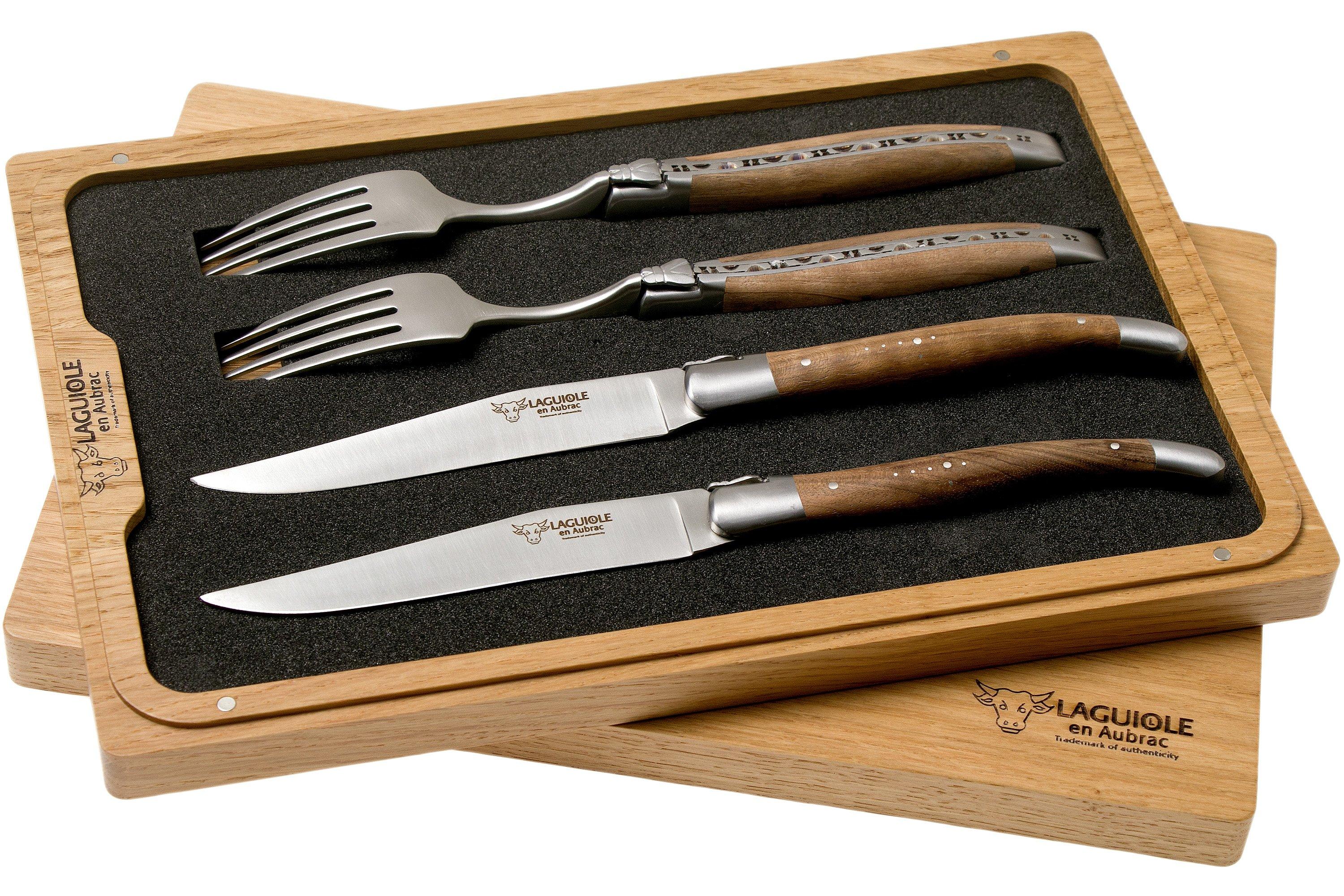 Laguiole en Aubrac CCF99NOIHL 4-piece cutlery set walnut wood