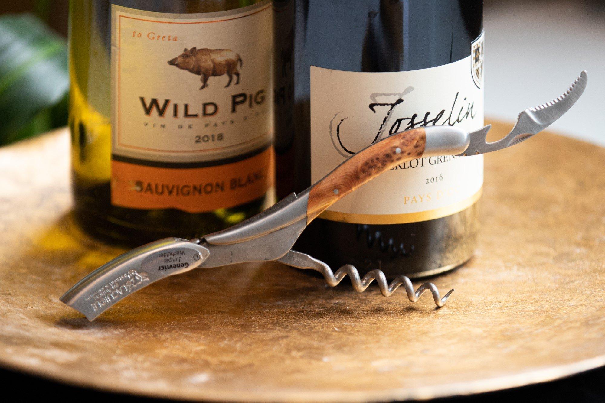 Knivesandtools.nl: Keukenmessen, messen, zaklampen & verrekijkers