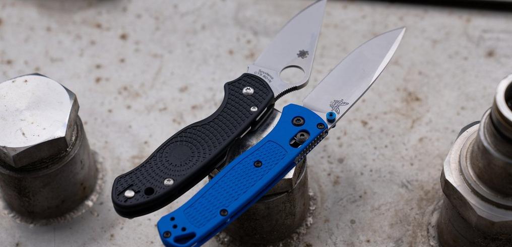 Benchmade 915 Triage  Advantageously shopping at