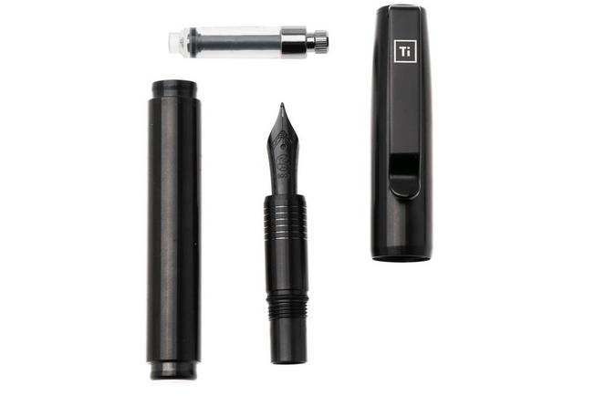 Afbeelding voor Big Idea Design Fountain EDC Pen FP-TI-DLC-BL Black DLC Titanium, vulpen