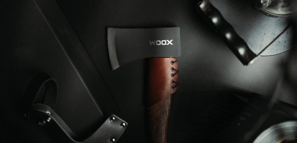 WOOX AX1 Walnut Handbijl