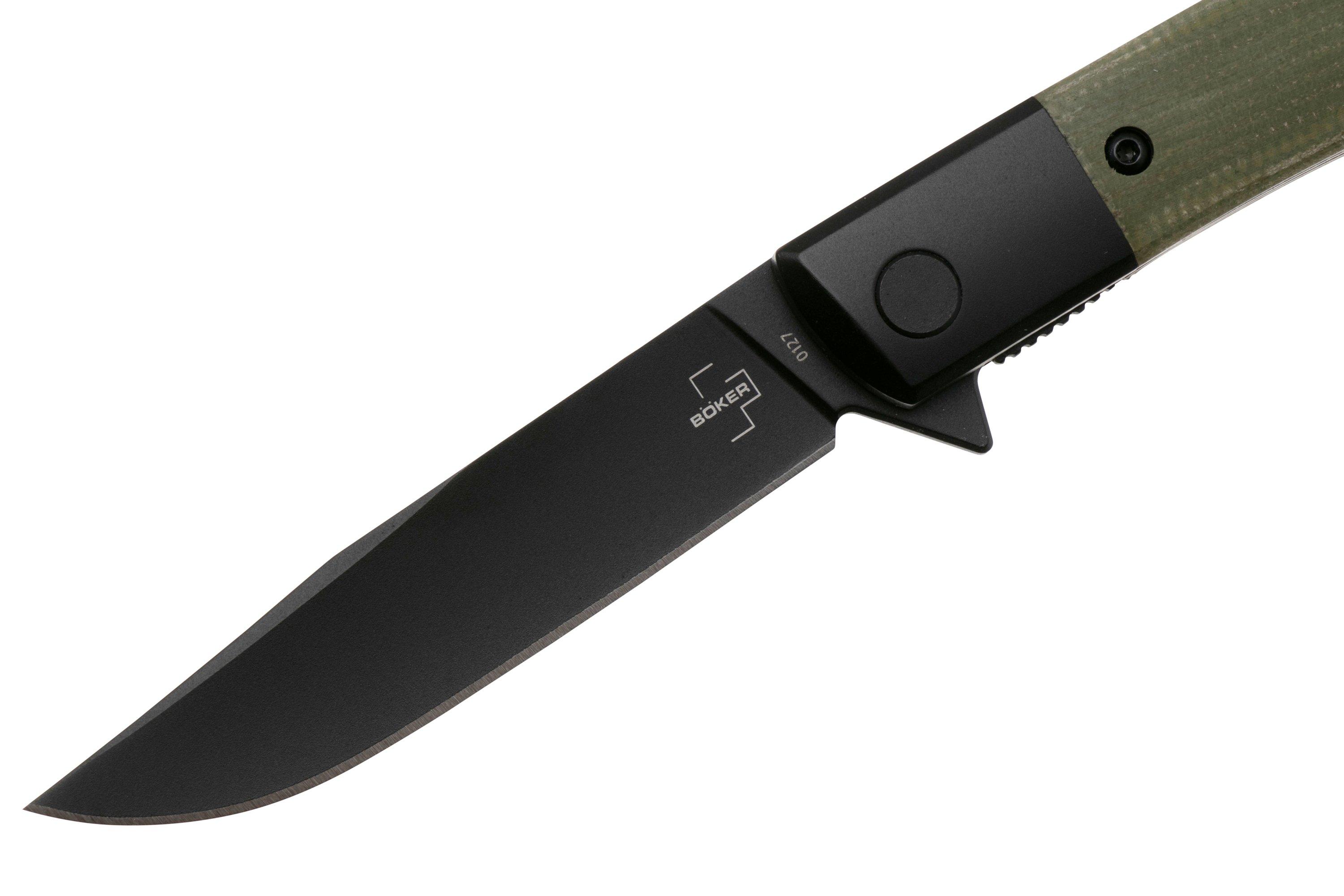 BO01BO931_03_boker