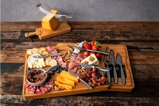 Afbeelding voor Boska Monaco+ Ultimate Charcuterie Set 307200, eikenhouten borrelplank, set van 11 stuks