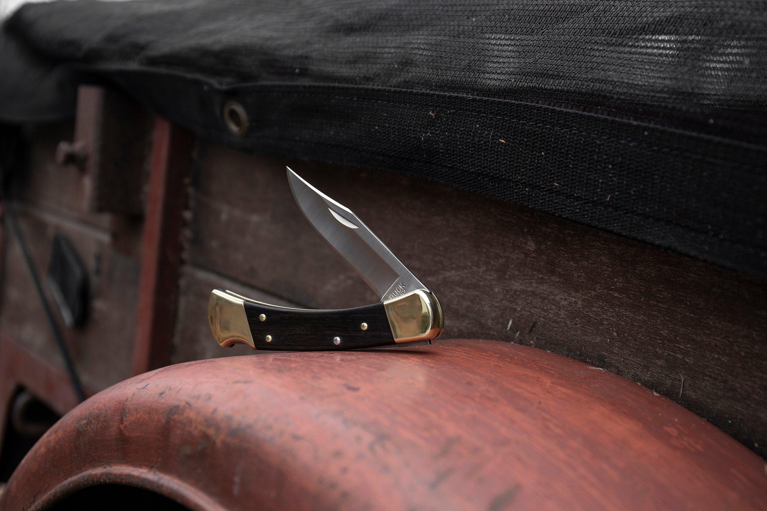 8 knives any collector SHOULD own!