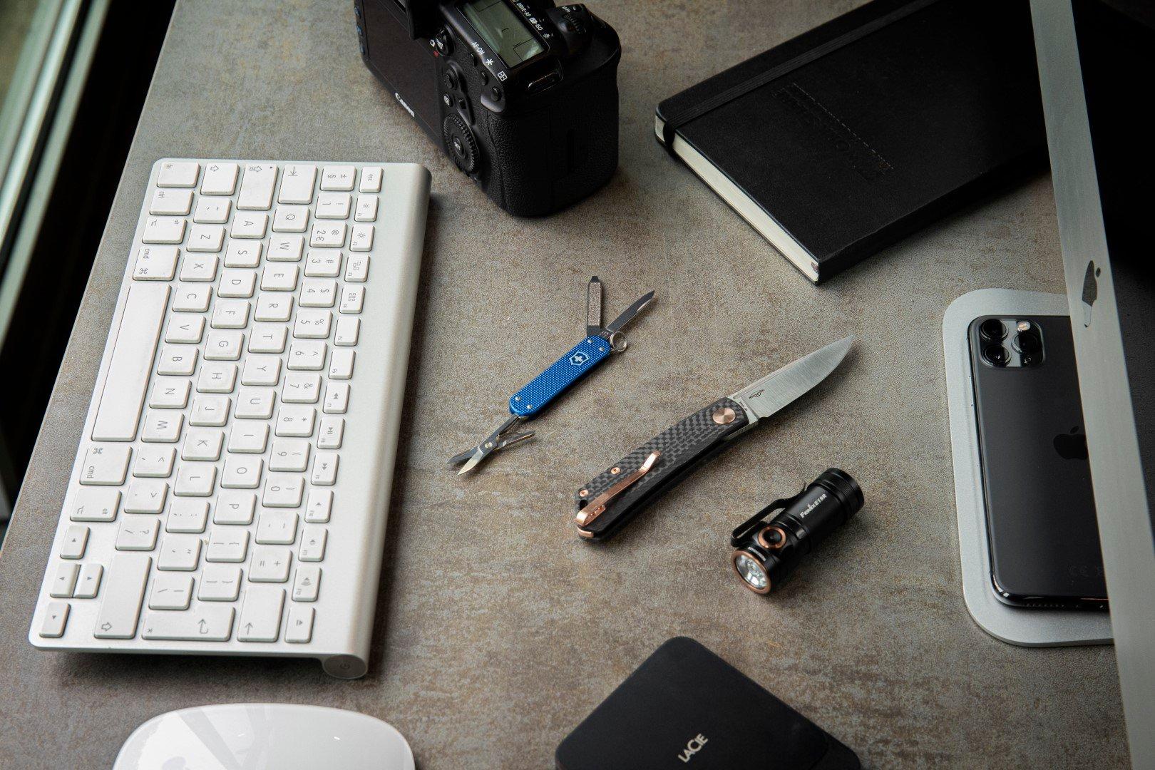 Carryosity #4: Gentleman EDC Premium Edition