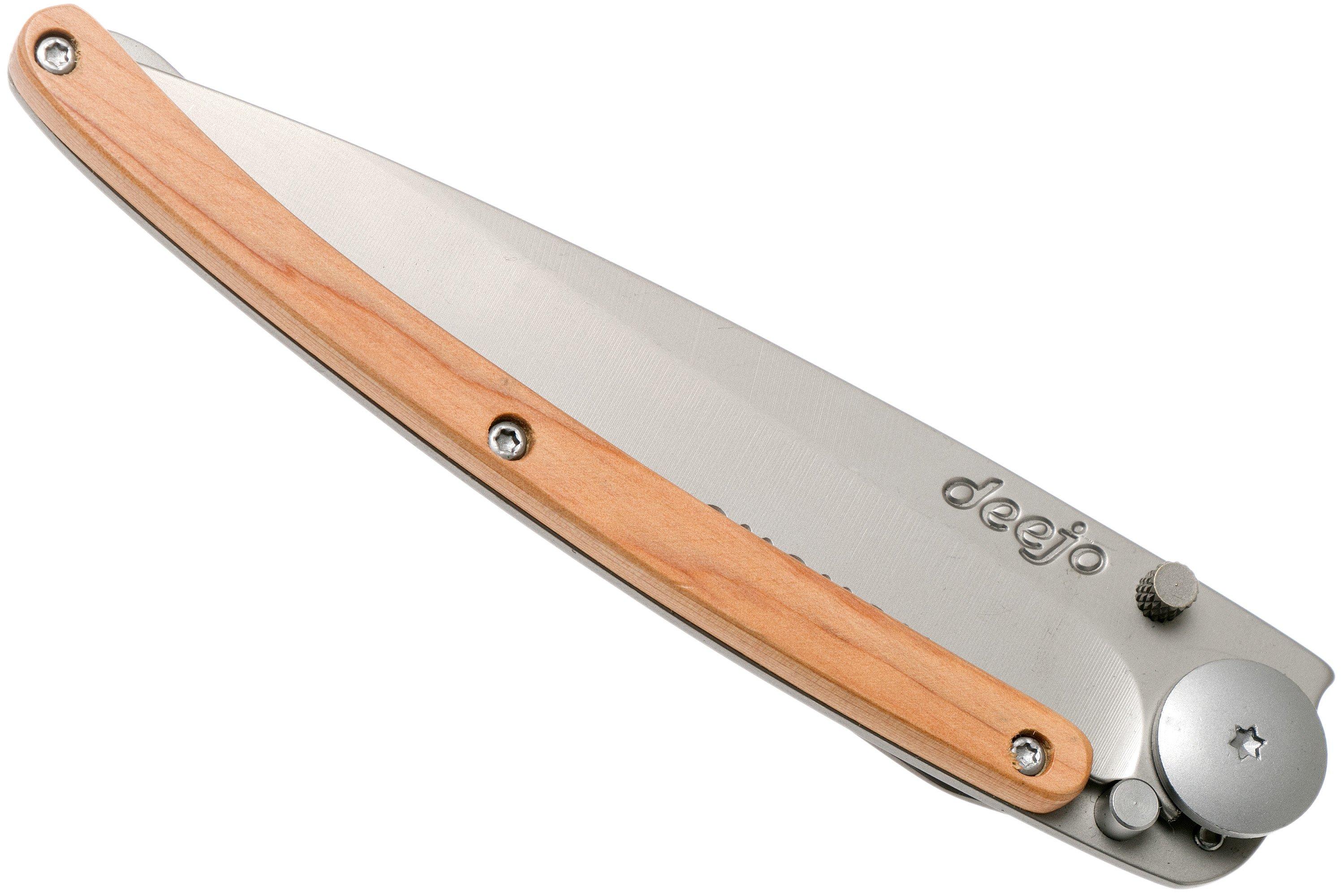 Deejo Wood OneHand 37g, Juniper wood 1CB502 serrated pocket knife