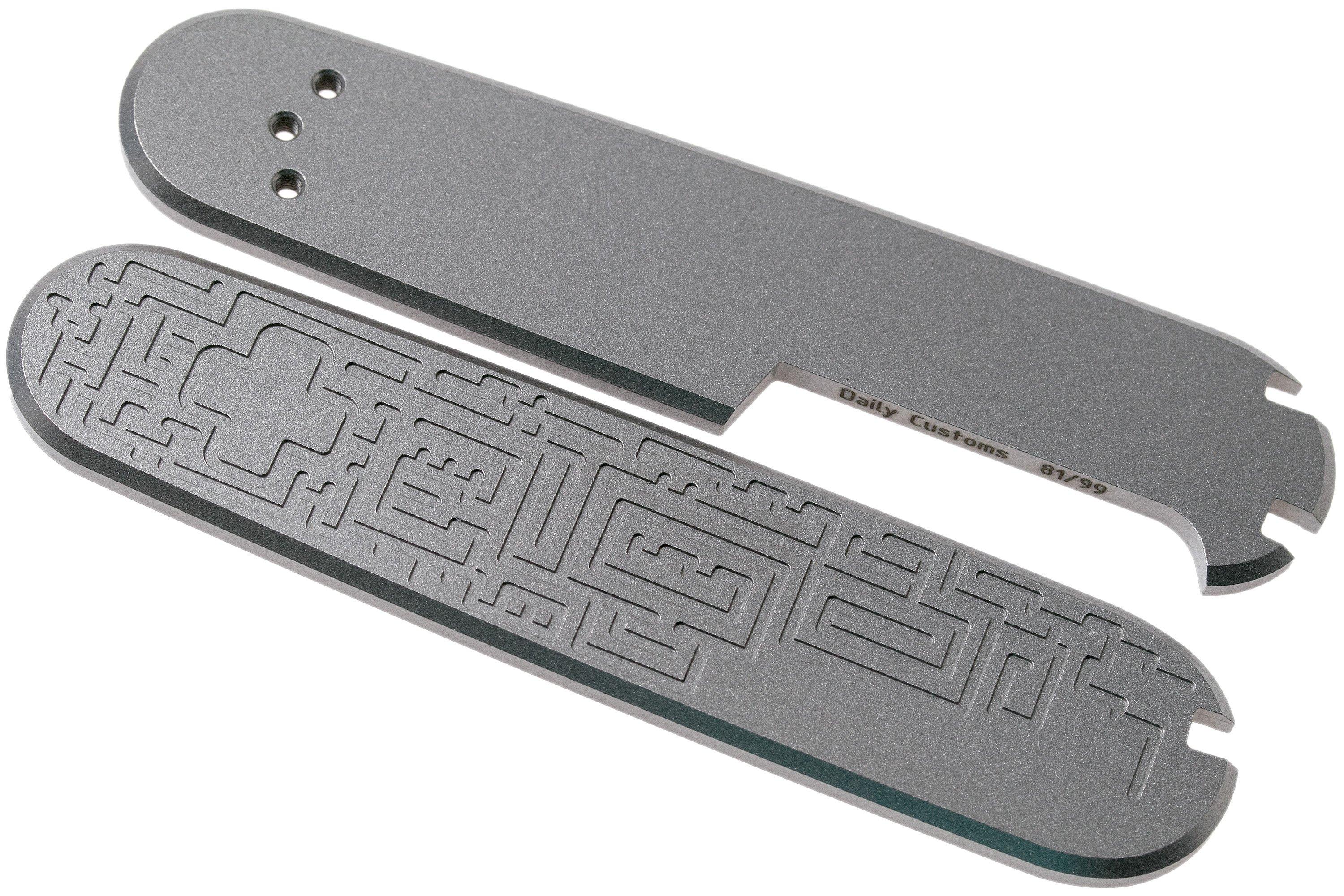 Victorinox 2025 scales 91mm