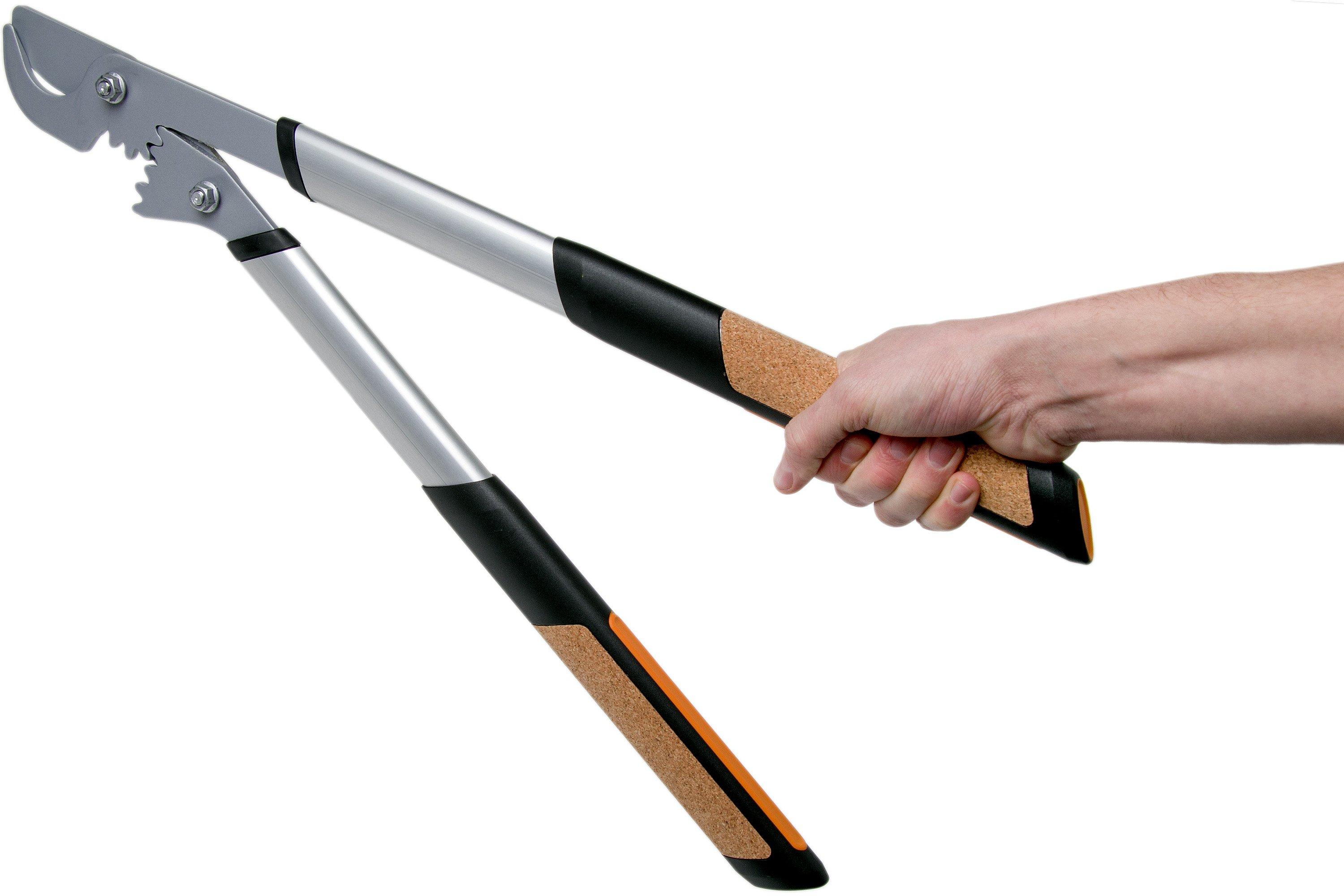 Fiskars Quantum L104 bypass branch loppers 64cm Advantageously