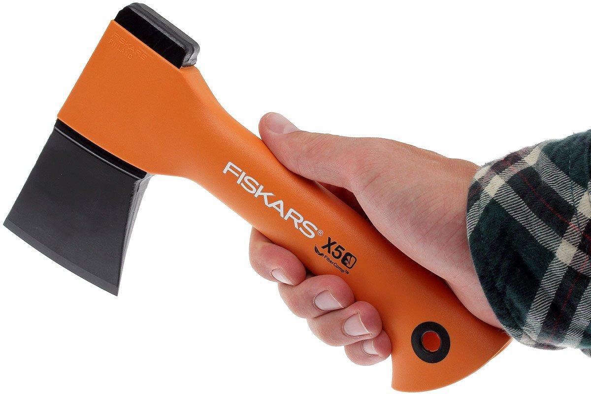 Hache universelle Fiskars X7  Achetez à prix avantageux chez