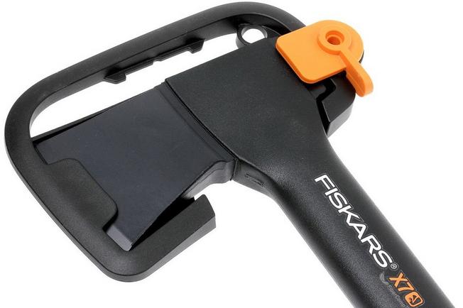 Fiskars Hacha X25 Más Serrucho Embutíble SW7