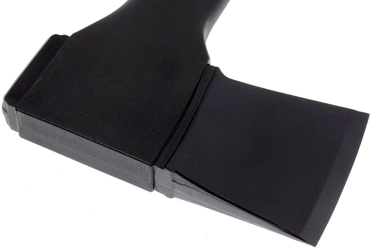 Fiskars X10 universal axe | Advantageously shopping at Knivesandtools.com