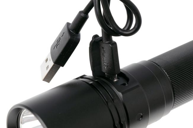 Afbeelding voor Fenix C7 V2.0 oplaadbare zaklamp, 3300 lumen