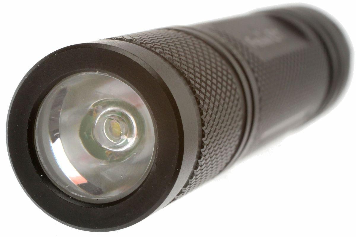 Fenix E11 XP-E LED Torch | Advantageously shopping at Knivesandtools.com