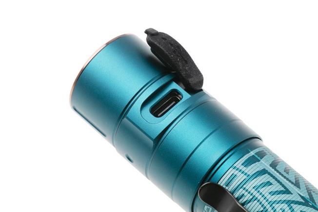 Afbeelding voor Fenix E35R Navy Blue Graffiti, zaklamp, 1150 lumen  