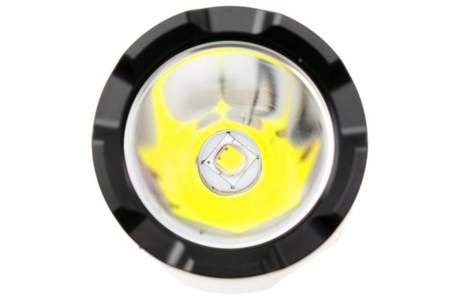 Afbeelding voor Fenix TK11 PRO, tactische oplaadbare zaklamp, 1650 lumen