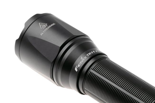 Afbeelding voor Fenix TK11 PRO, tactische oplaadbare zaklamp, 1650 lumen
