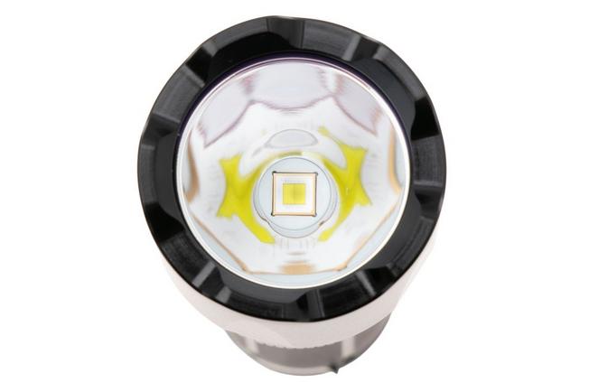 Afbeelding voor Fenix TK20R V2.0, 3000 lumen oplaadbare zaklamp met T5 tactische pen, set