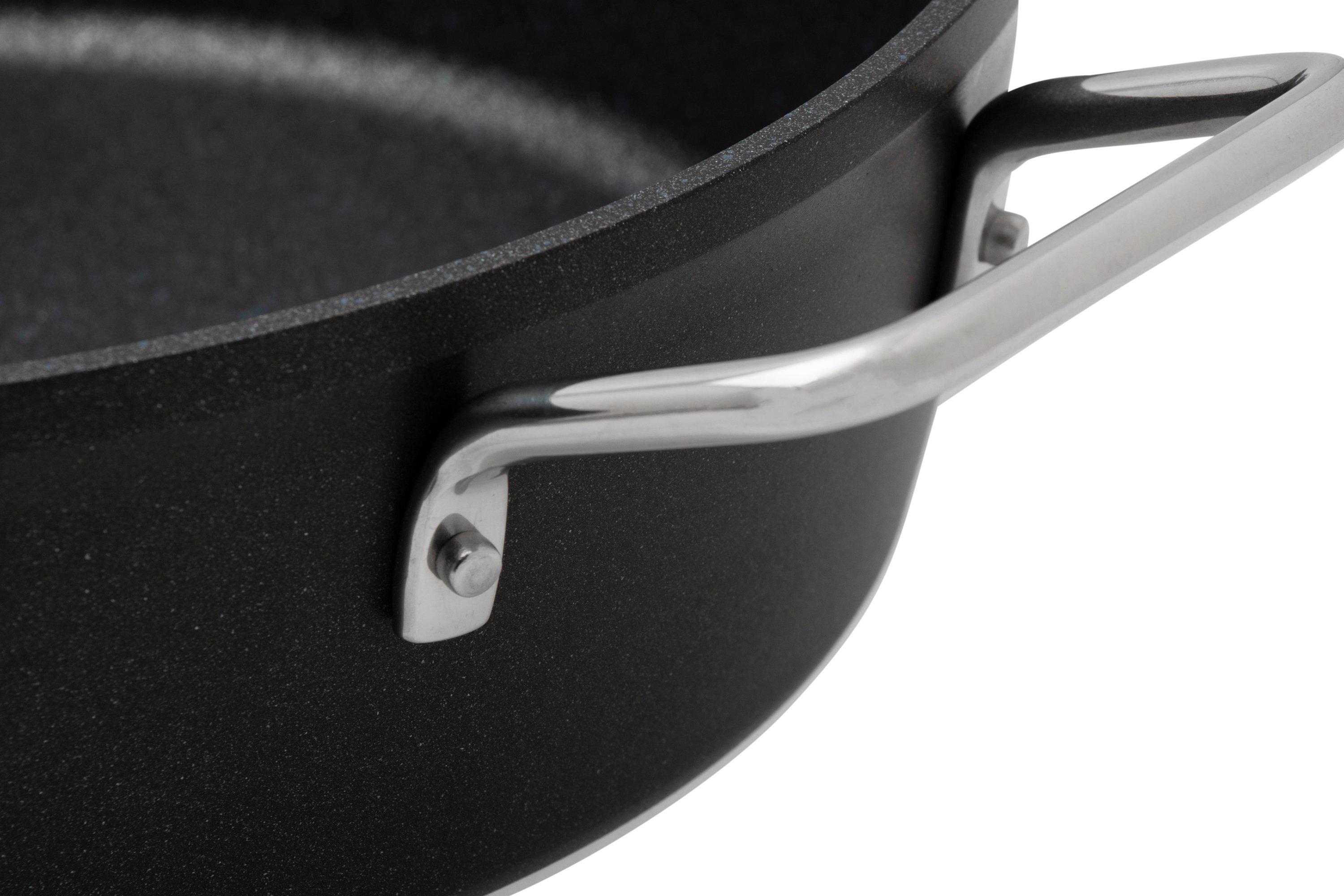 Beka 12081184 Pentola Con Coperchio Grande Table – ø 18 Cm, Acciaio Inox, Fondo Incapsulato, Adatta A Tutti I Fornelli, Garanzia 25 Anni