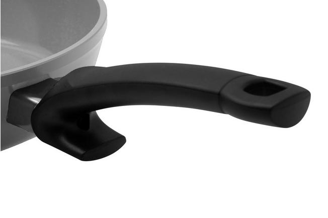 bijeenkomst microscoop Permanent Fissler Ceratal Comfort 159-220-24-100-0 keramische koekenpan 24cm |  Voordelig kopen bij knivesandtools.nl