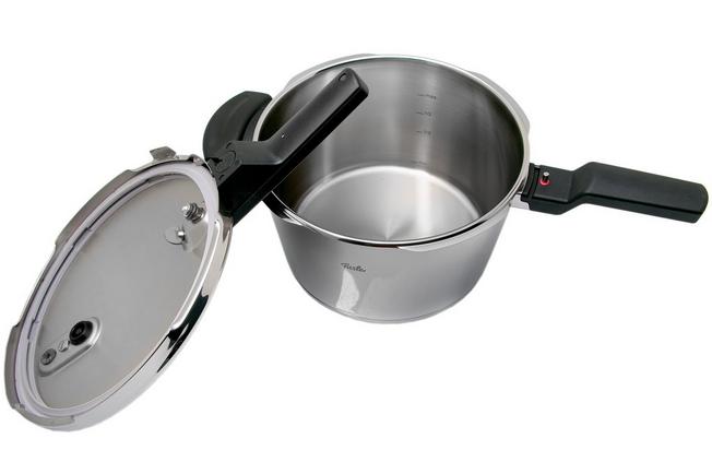 Fissler Stainless Steel Vitaquick Pressure Cooker With Glass Lid