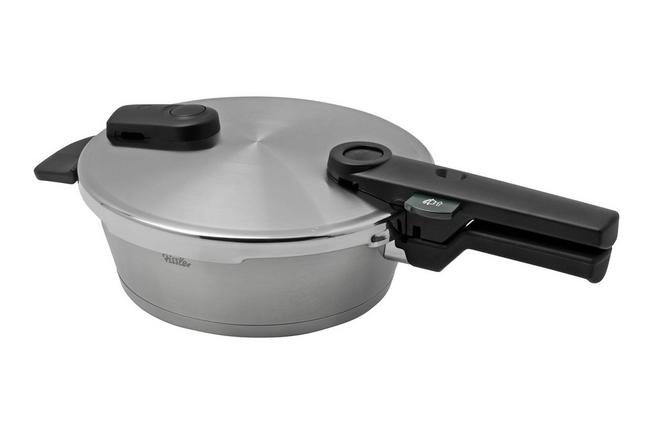 Fissler Vitaquick pressure cooker 4,5 l  Advantageously shopping at