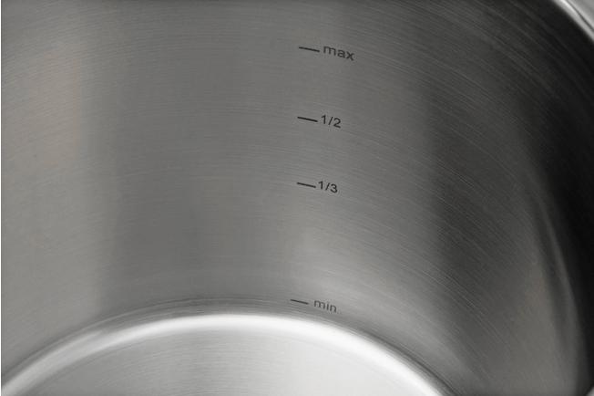 Fissler Vitaquick Autocuiseur Compatible Induction (6 l, Ø 22 cm) Marmite à  Pression en Acier Inoxydable, 2 Niveaux de Cuisson, Empilable : :  Cuisine et Maison