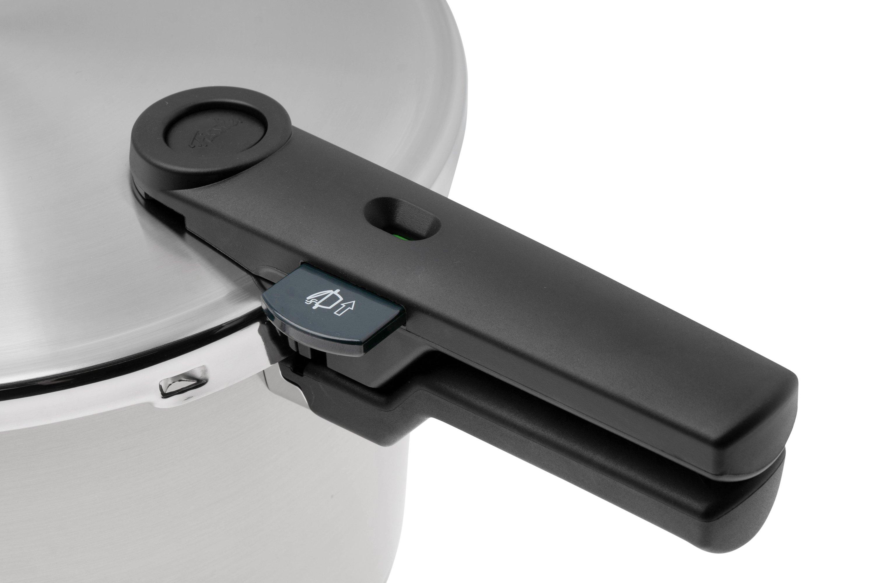 Fissler Vitaquick Premium 602810110000, 2piece pressure cooker set