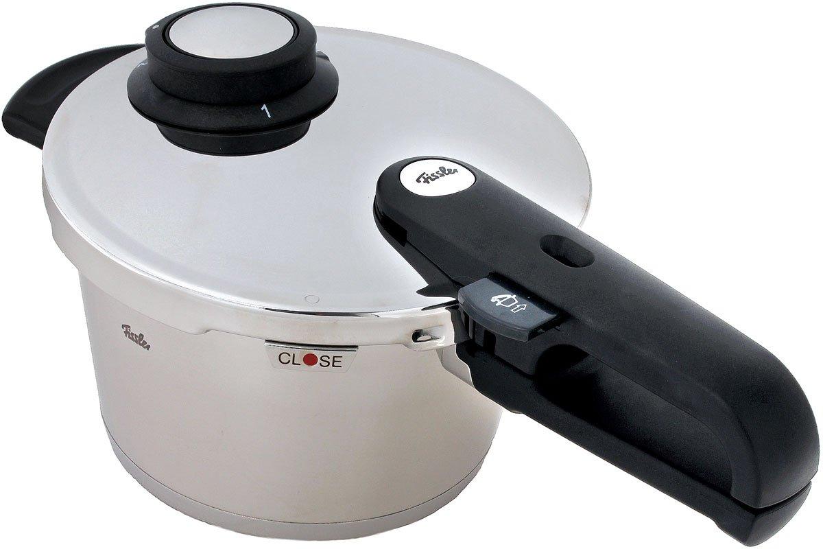 Fissler Vitavit Premium pressure cooker 2,5 l with steam basket Advantageously shopping at