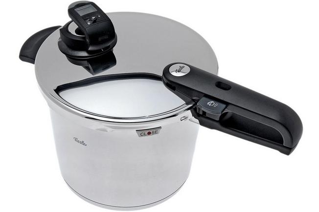 Fissler Vitavit Premium Digital pressure cooker 6L with timer