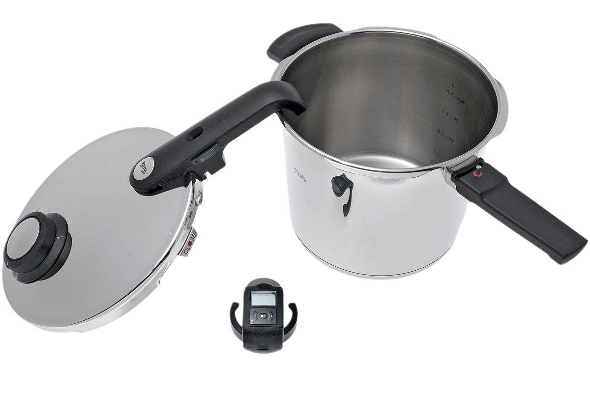 Fissler Vitavit Premium Digital pressure cooker 6L with timer