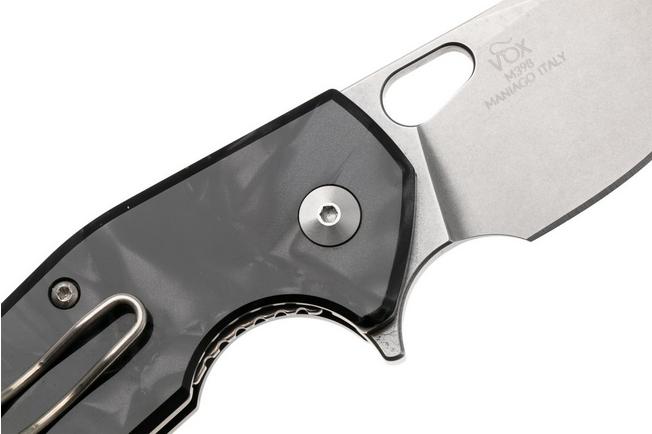 Afbeelding voor Fox Knives Suru FX-526LI-RB2, Stonewashed M398, Grey Cellulose Acetate, zakmes, Jesper Voxnaes design