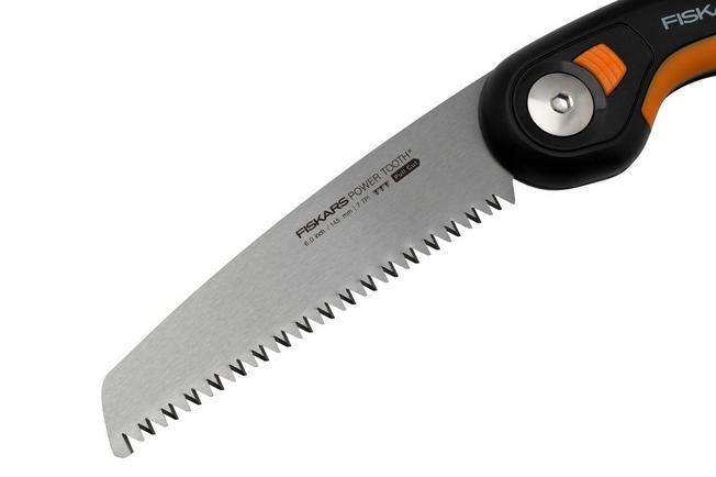 Fiskars Plus SW68, 15 cm, scie pliante, grossière