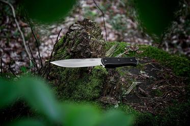 Make A Survival Knife Edge From Rocks 
