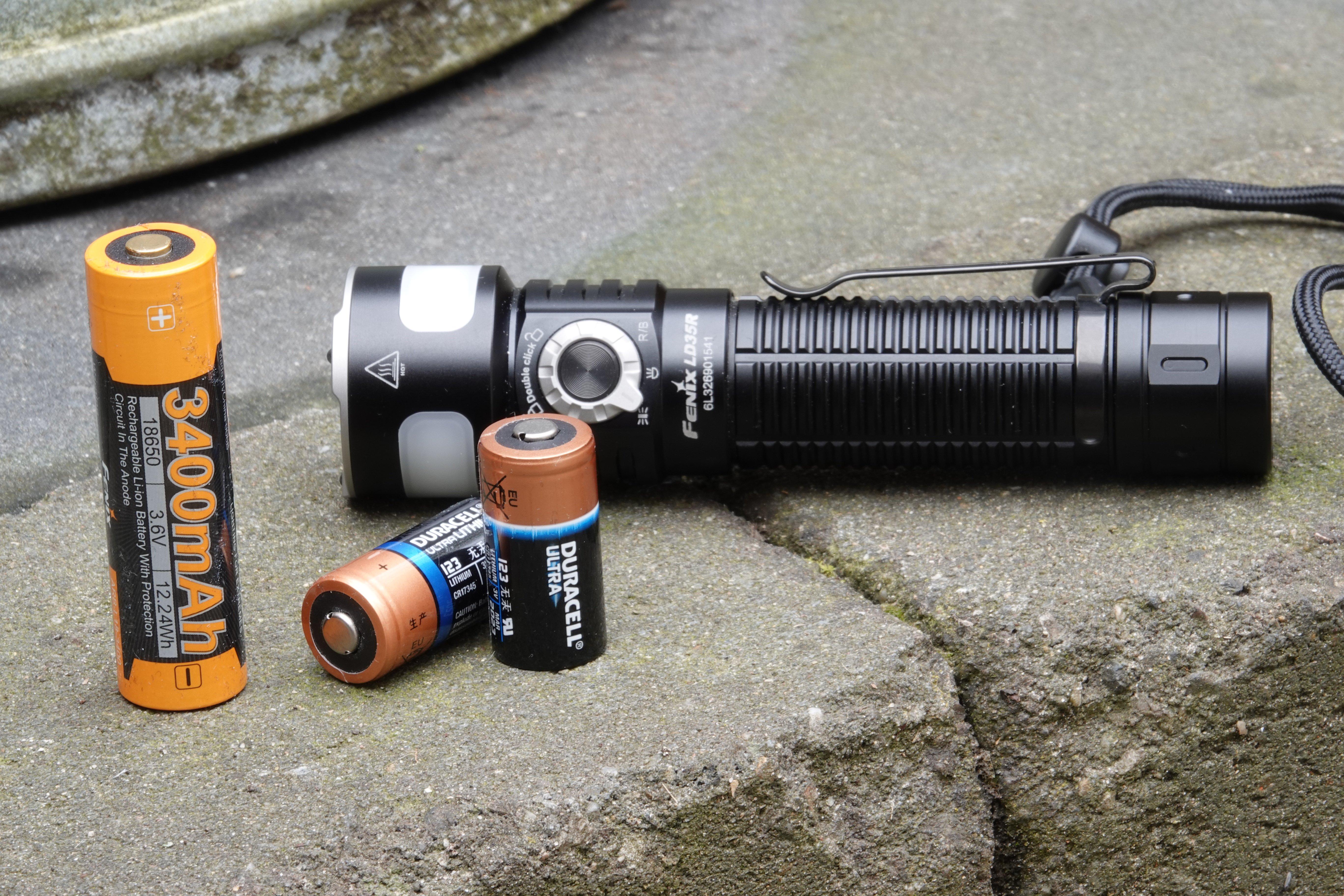 Zaklamp werkt ook op CR123A