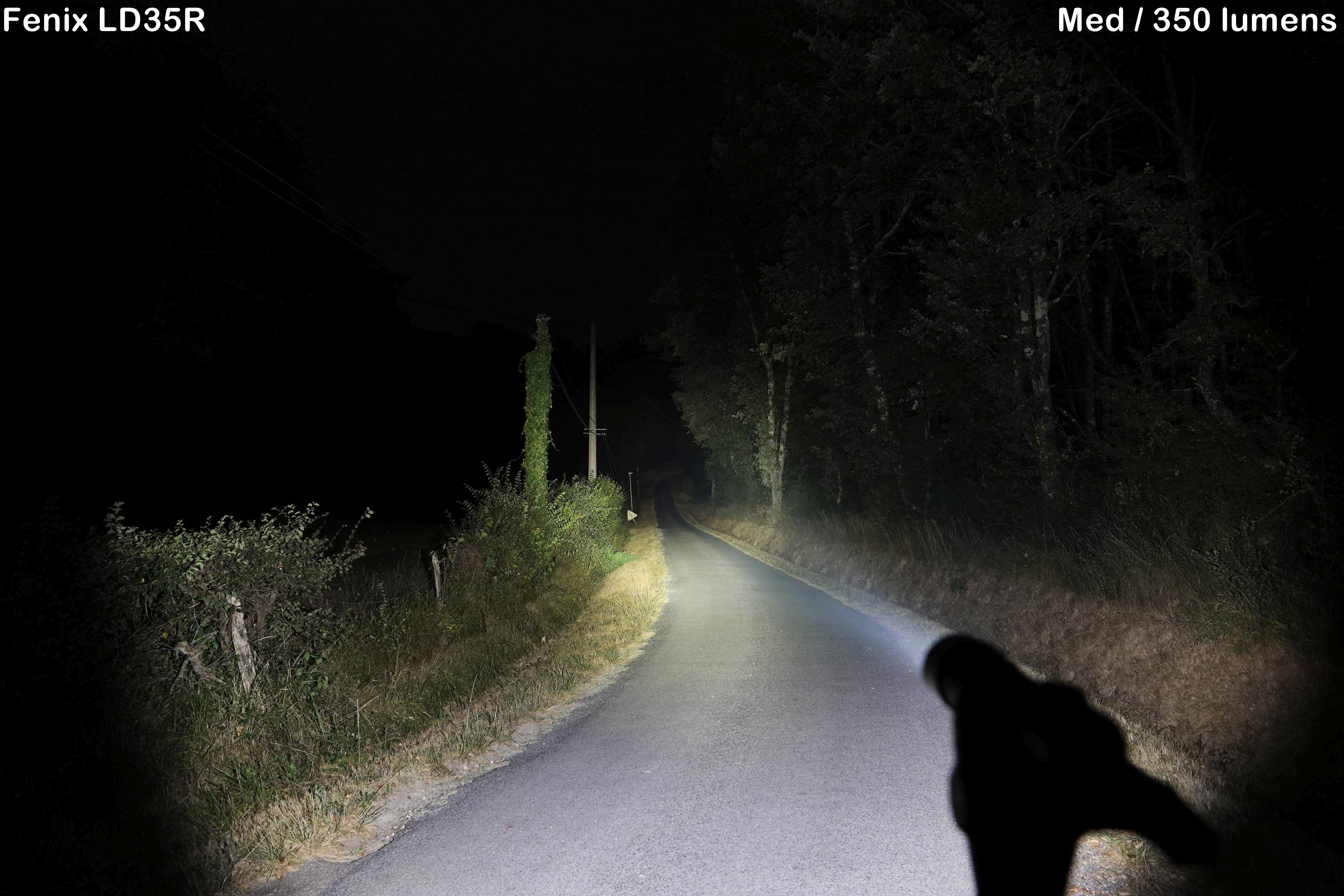 Zaklamp op hogere stand