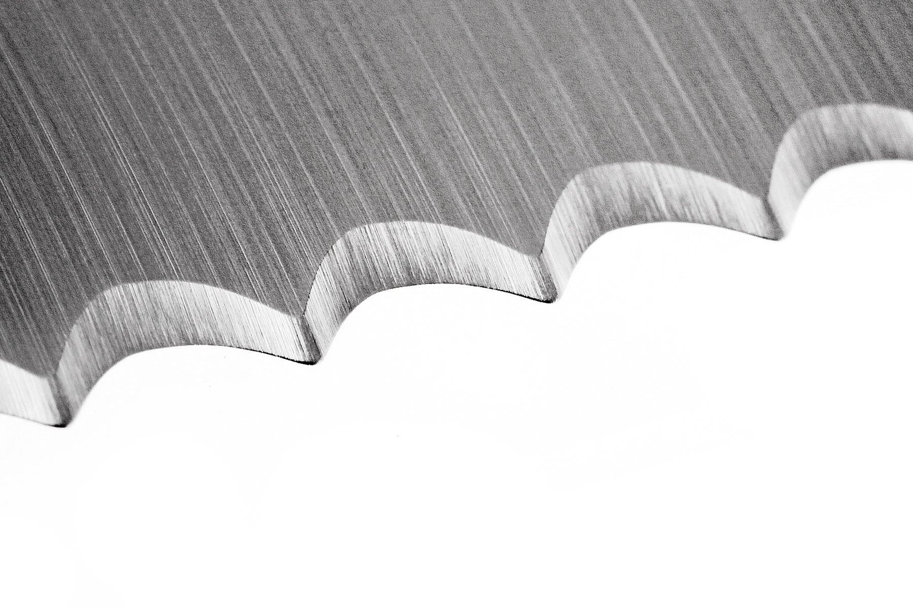 Global G22 Brotmesser 20 cm Günstiger shoppen bei knivesandtools.de