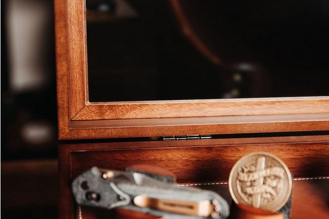 Image for Holme & Hadfield The Collective L-COMBODECK Walnut, modular display for pocket knives, watches and coins