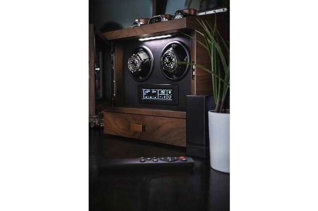 Afbeelding voor Holme & Hadfield The Winder Walnut, horlogeopwinder voor 2 horloges