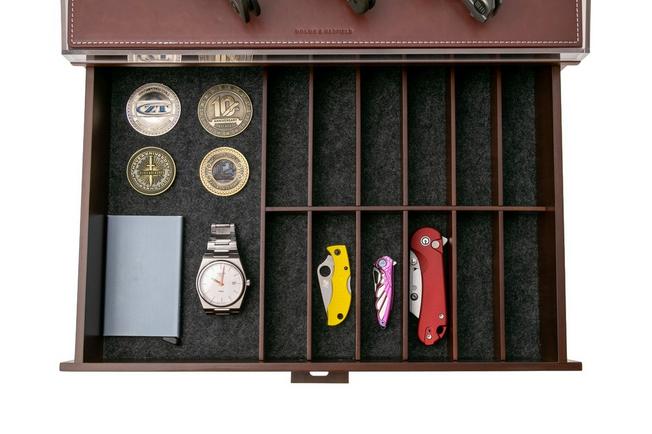 Afbeelding voor Holme & Hadfield Armory Pro Knife Display Case ARP-WT-794-1 Walnut, zakmessen display voor 30 stuks