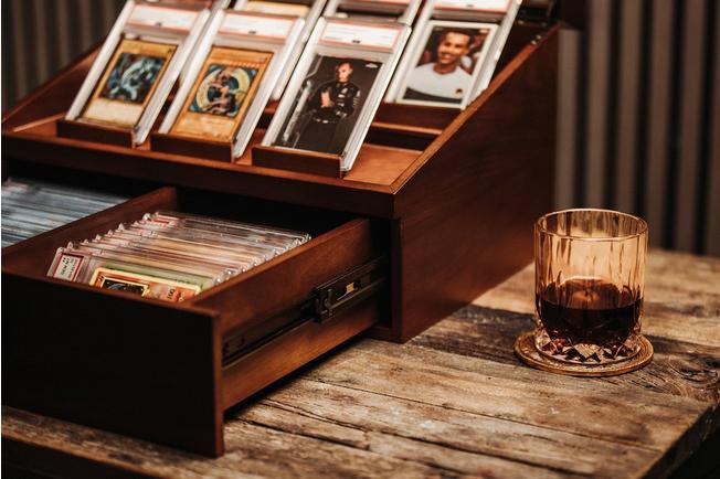 Bild für Holme & Hadfield Trade Deck TD-WT-1982-1 Sammelvitrine für Karten