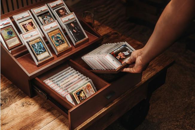 Bild für Holme & Hadfield Trade Deck TD-WT-1982-1 Sammelvitrine für Karten