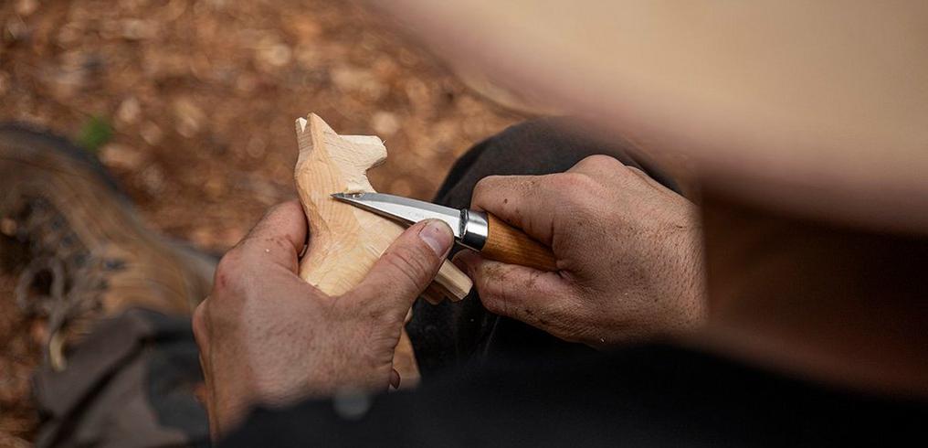 Cuchillos para tallar madera Morakniv