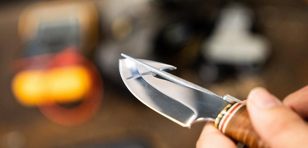 Rolling Knife Sharpener - Walnut Magnetic knife sharpener with 15 & 20  Degrees - industrial diamonds roller sharpener for knives for Pocket Knife