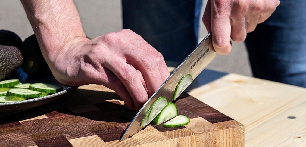 Cinco consejos para utilizar con seguridad y eficacia un cuchillo de chef