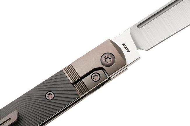 Afbeelding voor Jack Wolf Feelbetter Jack FEELB-01-TI-STAR Satin S90V, Bronze Titanium, Grey Titanium Starburst, zakmes