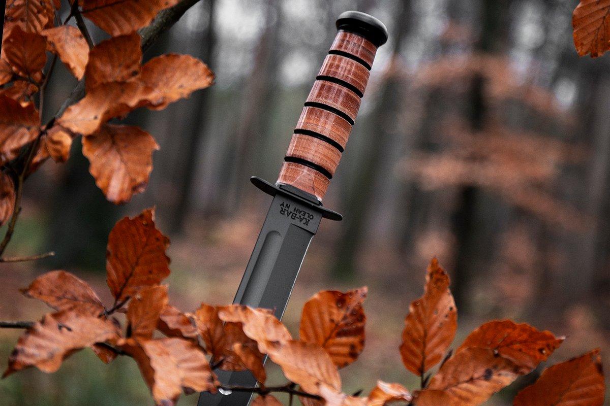 Survival knives made from carbon steel