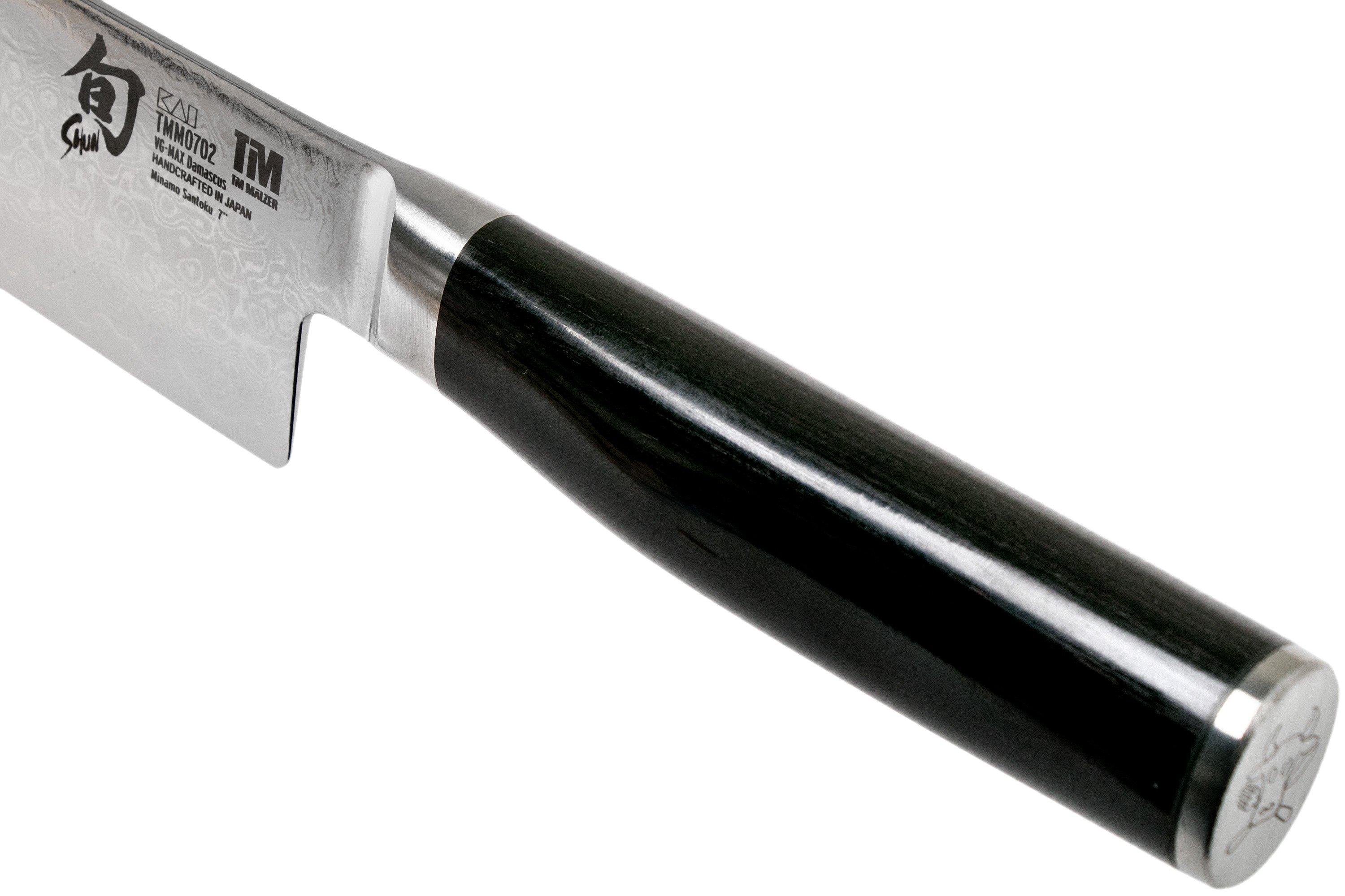 KAI Shun Premier Tim Mälzer Minamo Santoku 20,0 Cm Longitud De La Hoja - Núcleo De Acero VG-MAX Con 32 Capas De Acero De Damasco, 61 (±1) HRC - Madera De Pakka