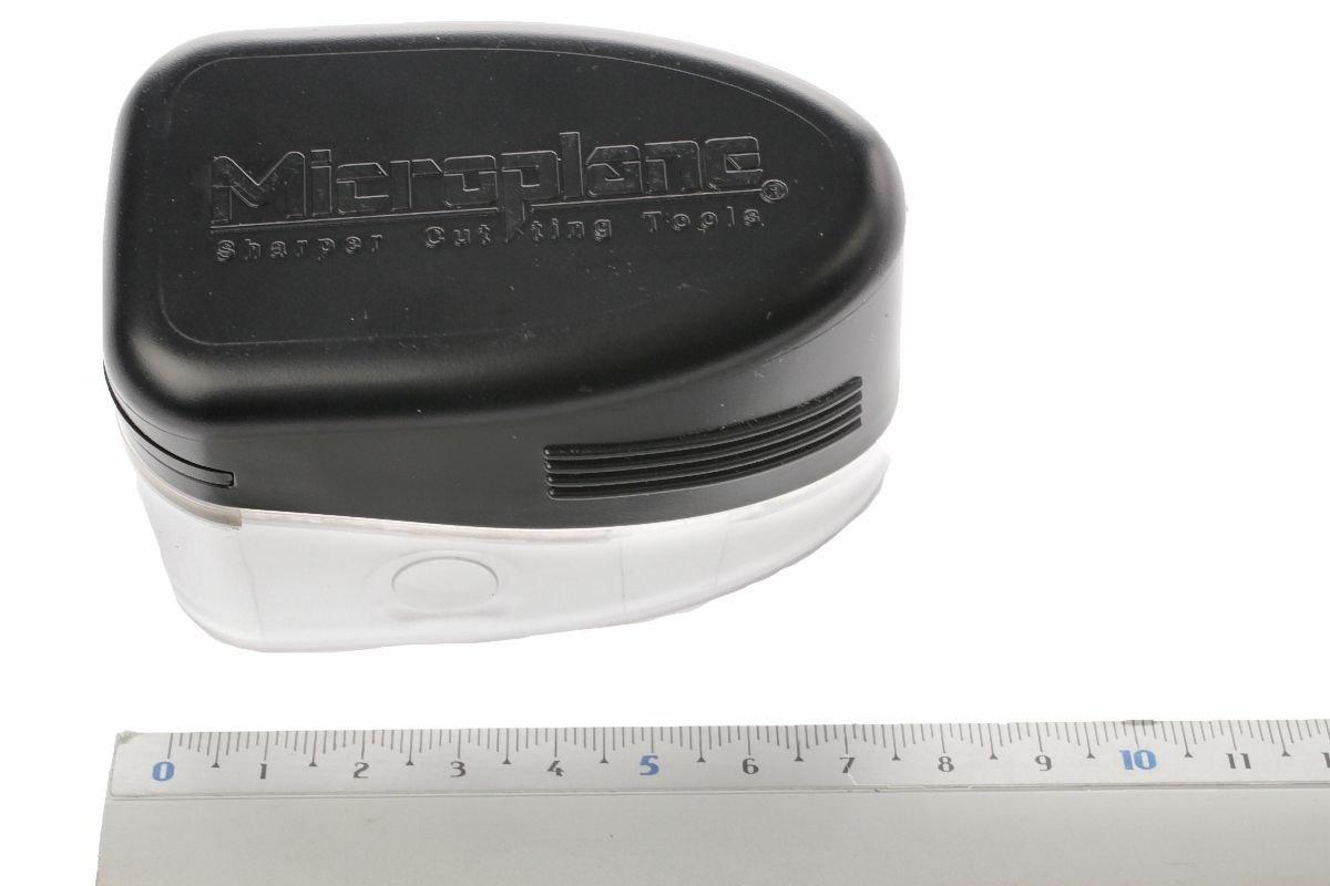 Microplane Nutmeg GrateNShake Advantageously shopping at