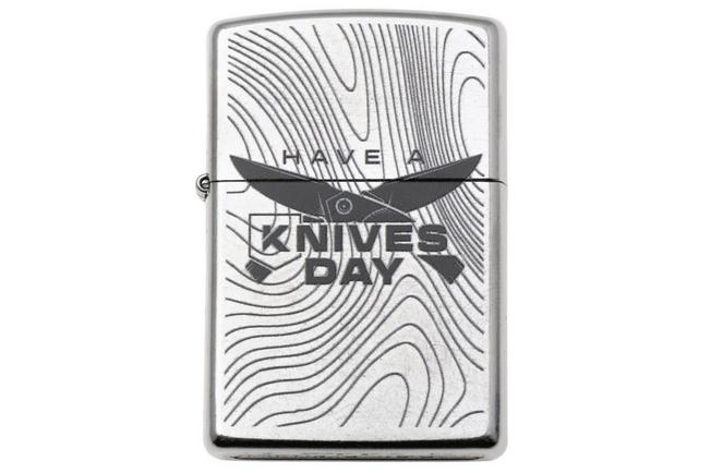 Afbeelding voor Zippo Street Chrome Knivesandtools HAKD-exclusive, aansteker